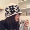Nuevo Sombrero de Pescador Otoño e Invierno para Mujer, Gorro de Punto Versátil de Moda, Cálido Gorro de Punto Protector para las Orejas para Compras al Aire Libre