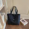 Bolsa de Lona com Bolinhas Estilo Coreano Feminina de Nicho Doce com Babados Bolsa de Ombro para o Trabalho Bolsa Tote de Grande Capacidade