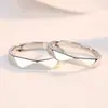 Anillos de pareja de rombos en blanco y negro para hombre y mujer, nicho Ins, minimalista, lujo ligero, relación a larga distancia, anillo abierto multifacético, regalo