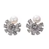 Pendientes Sencillos de Estilo Coreano Yanbai, Nuevos Pendientes Exquisitos de Copo de Nieve con Circonita y Perla de Imitación, Pendientes de Botón de Alto Nivel con Temperamento de Socialité para Mujer