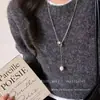 Collar de Perlas Retro Otoño e Invierno para Mujer 2025 Nueva Cadena Larga para Suéter con Aspecto Elegante y de Alta Gama, Accesorio de Suéter de Lujo Ligero