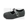 Sapatos rasos redondos únicos de lã com uma única tira, novos sapatos casuais rasos com fivela 2026, Mary Jane retrô