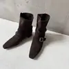 Botas Curtas Retro Novas para Outono e Inverno com Fivela, Bico Quadrado Fosco, Salto Grosso, Cano Médio, de Calçar, Couro Genuíno, Versáteis para Todas as Estações, Botas de Montaria