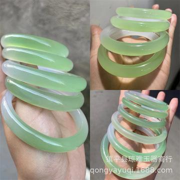 Pulseira verde de fruta calcedônia de fonte viva tipo gelo semi-verde beleza tira ágata jade tira redonda pulseira feminina
