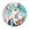 Nuevos Productos Insignias de Pareja al por Mayor Insignias de Anime Manualidades y Accesorios Bidimensionales al por Mayor Inicial 153-190