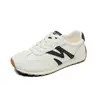 Zapatos de Entrenamiento Alemanes de Cuero Genuino con Suela Blanda 2026 para Mujer, Tenis Casuales Versátiles Antideslizantes con Cordones para Primavera y Otoño, Zapatos Planos Blancos Cómodos