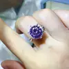 Anel Royal Manor de Moissanita Colorida de 5 Quilates Anel de Diamante Feminino Europeu e Americano Mais Vendido de Quilate Grande com Bom Fogo de Cor