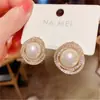 Pendientes Geométricos de Plata S925 con Pin de Diamante para Mujer Moda Corea del Sur Pendientes Sencillos de Flor Joyería para Orejas Dulce Versátil de Perla