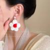 Aretes de Flores de Lana Perla para Mujer Temprano Otoño Temperamento Dulce Más Fácil para Combinar Aretes Nueva Moda Celebridad de Internet Accesorios para las Orejas