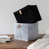 Los fabricantes suministran todo tipo de cestas de almacenamiento de fieltro para ropa, cubos de lavandería para baño, cajas para artículos diversos de oficina, cestas de almacenamiento para juguetes
