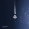 Collar con Colgante de Llave Pequeña de Diamante de Plata S925 para Mujer Lujo Accesible Retro Francés Elegante Cadena Sencilla Fría Personalizada para Clavícula