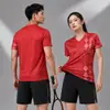 Trajes de manga corta para primavera y verano para hombres y mujeres, ropa de bádminton de secado rápido, ropa deportiva transpirable para competición y entrenamiento de tenis de mesa, personalizable con impresión