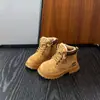 Botas amarillas para niños, botas estilo Martin de algodón de doble capa para niñas, nuevo estilo de moda Otoño/Invierno 2026, botas forradas de felpa para niños, botines antideslizantes