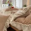 Conjunto de cama de quatro peças em veludo de leite A, estilo girlish, espessado, veludo coral, capa de edredom com renda, conjunto de três peças, inverno
