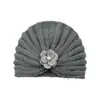 Gorro de Punto de Camelia Europeo y Americano con Pedrería y Perlas, Gorro de Poner, Gorro Turbante, Gorro de Lana Cálido de Otoño e Invierno Transfronterizo