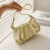 Bolso de Hombro Francés Plisado de Tendencia 2026 para Mujer, Bolso de Hombro de Superficie Suave, Elegante Bolso de Niche Tipo Nube con un Toque de Lujo