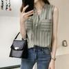Verano 2026 Nueva Camisa Rayada de Cuello V Estilo Coreano Tallas Grandes para Mujer Top sin Mangas Holgado Adelgazante Camisa de Gasa Moderna