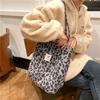 Bolso Tote Estampado para Mujer Casual Estilo Coreano Gran Capacidad Bolso Tote de Lona de Pana Bolso de Hombro de Felpa para Viaje para Mujer