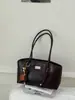 Bolso Tote de Gran Capacidad Casual para Viajes de Trabajo para Mujer Modelo Nuevo 2026 Cuero de Cera de Aceite Bolso de Hombro Sencillo con un Toque de Lujo Bolso de Axila