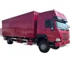 Fornecimento de Caminhões Contêineres Howo do Exterior, Caminhões Baú de Transporte Logístico com Oito Rodas Traseiras, Contêineres de 9,6m
