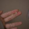 Plata 925 Edición Japonesa Oficina Calado Circonita Amor Pendientes Exquisitos y Simples Temperamento Realzador de Orejas Pendientes Versátiles