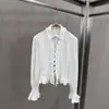 2026 Principios de Otoño Industria Pesada Encaje de Oreja de Madera Patchwork Cuello en V Manga Larga Sentido del Diseño Moda de Nicho Elegante