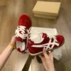 Zapatos de entrenamiento alemanes retro para mujer que aumentan la altura, nuevos zapatos Cortez amarillos de verano 2026, tenis casuales, zapatillas deportivas para mujer