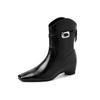 Botas Curtas Femininas Estilo Coreano Chique com Salto Interno, Couro Bovino, Outono e Inverno 2025, Salto Médio, Salto Anabela, Zíper Traseiro, Fivela, Couro Genuíno, Bico em V