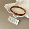 Pulsera de Resina de Alta Calidad con Textura Cuadrada Estrecha de Sentido para Mujer, Nicho Único, Tendencia de Moda, Pulsera Versátil