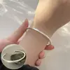 Pulseira Torcida Trançada Transfronteiriça para Mulheres, Pulseira Aberta de Personalidade Vintage, Pulseira Elegante Artística Simples Estilo Celebridade da Internet Europeu e Americano