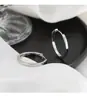 Brincos de Luxo Leve Estilo Francês com Toque de Alto Padrão para Mulheres Gota d'Água Estilo Coreano Brincos de Nicho Versátil Fivela de Orelha Distintiva Clipe de Orelha com Design de Meia-Lua