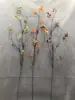 Simulación de Hojas de Otoño Envolviendo Ramas Secas, Techo, Ramas y Arreglo de Ratán, Hojas de Bayas Silvestres, Enredaderas, Ramas Secas, Paisaje Floral Suave