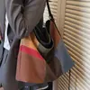 Bolso de Nicho de Gran Capacidad con Bloques de Color para Mujer 2025 Nuevo Bolso de Hombro Cruzado Casual para el Trabajo Bolso Tote Versátil de Moda