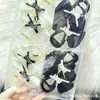 Presilha de cabelo com laço de renda de pérola preta estilo coreano moderno, única com adornos de strass brilhantes, elegante presilha de tubarão