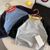 Camiseta Bangcheng para niños 2026 otoño nuevo modelo manga larga para niños bloques de color camiseta básica suéter versátil para primavera y otoño para niños
