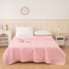 Nueva colcha de verano de seda fresca al tacto, colcha de aire acondicionado, juego en caja de regalo, colcha de verano de color liso, lavable