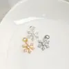 Colgante de Copo de Nieve de Seis Pétalos con Circonita Chapado en Oro de 14K que Conserva el Color Accesorios para Joyería Hecha a Mano con Cuentas de Cristal y Perla DIY Colgante
