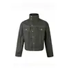 Chaqueta clásica de mezclilla cruda con cuello inclinado y tapeta rígida, unisex, otoño e invierno, con una silueta distintiva y diseño corto y ancho