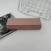 Nova Bolsa de PU Porta-Óculos, Porta-Óculos Fashion e Portátil, Fabricante de Caixa de Armazenamento de Óculos de Alto Padrão e Aparência Sofisticada, Estoque Pronto em Várias Cores