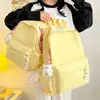 Mochila estudiantil moderna y versátil, gran capacidad, ligera, diseño simple, adecuada para el uso diario, con un toque de alta gama