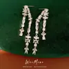 Aretes de Aguja de Plata con Cuadrados de Circonita y Borlas Largas, Lujo Ligero y Sensación de Alta Gama, Aretes de Moda de Nicho Únicos y Estilizados