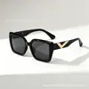 Gafas de sol cuadradas de montura grande de moda, estilo europeo y americano, para hombres y mujeres, protección solar, protección UV, adecuadas para conducir, viajar y fotografía callejera