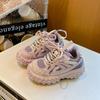 Zapatos Nuevos para Niños de Primavera y Otoño 2025, Zapatos para Correr Transpirables de Suela Blanda para Niños, Zapatos de Papá para Niñas, Zapatos Deportivos para Niños Medianos y Grandes