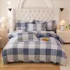 Juego de Cuatro Piezas de Algodón 100% Puro Clase A Espesado Cepillado Otoño e Invierno Juego de Cama Venta al por Mayor desde Fabricante Transfronterizo