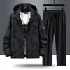 Chaqueta Negra de Estilo Funcional Chaqueta para Hombres y Mujeres 2024 Nueva Ropa de Montañismo para Exteriores Traje de Pareja Chaqueta de Primavera y Otoño