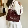 Bolso retro de gran capacidad con lazo para mujer, nuevo estilo 2026, piel suave con acabado brillante, bolso tote versátil para ir al trabajo