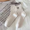 Calcetines de otoño e invierno para mujer hasta la pantorrilla, estilo japonés, bordado lindo de cachorro de dibujos animados, calcetines apilables, calcetines largos de algodón puro para mujer, calcetines sin costuras
