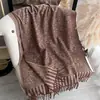 Outono e Inverno Versátil Padrão Floral Retrô Estilo Hong Kong Imitação de Caxemira Cachecol Quente Feminino Xale Longo Fashion com Franjas