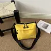 Outono de 2026 Nova Simples Xadrez Grande Capacidade Fashionável Viagem ao Ar Livre Xadrez de Nylon Versátil Bolsa de Ombro Transversal