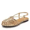 Sandálias Romanas Planas de Moda Casual Verão Tecidas Vazadas Bico Aberto Fivela Versátil Confortável Sapatos de Praia Feminino 655-6
